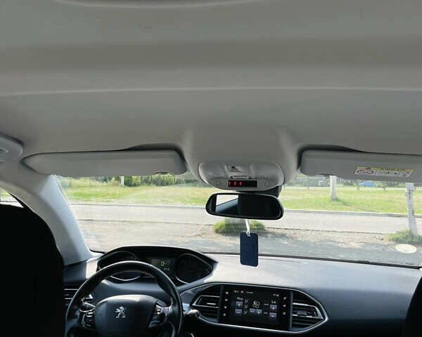 Сірий Пежо 308, об'ємом двигуна 1.56 л та пробігом 154 тис. км за 8550 $, фото 34 на Automoto.ua