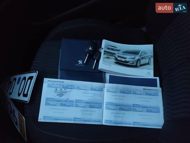 Сірий Пежо 308, об'ємом двигуна 1.2 л та пробігом 190 тис. км за 8200 $, фото 28 на Automoto.ua