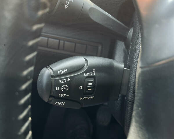 Сірий Пежо 308, об'ємом двигуна 1.56 л та пробігом 154 тис. км за 8550 $, фото 41 на Automoto.ua