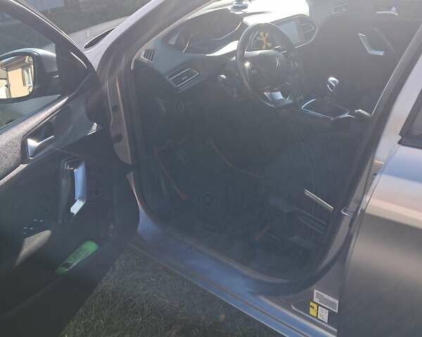 Серый Пежо 308, объемом двигателя 1.56 л и пробегом 259 тыс. км за 7400 $, фото 18 на Automoto.ua