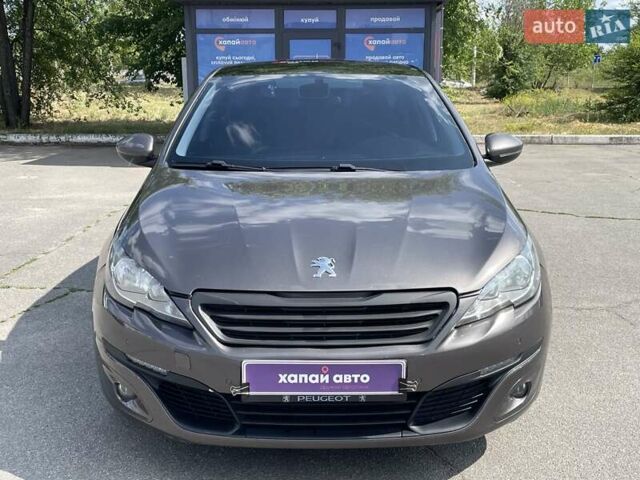 Сірий Пежо 308, об'ємом двигуна 1.56 л та пробігом 169 тис. км за 9400 $, фото 2 на Automoto.ua