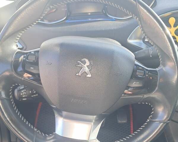 Серый Пежо 308, объемом двигателя 1.56 л и пробегом 259 тыс. км за 7400 $, фото 17 на Automoto.ua