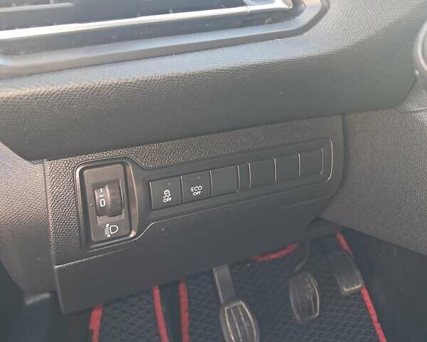 Серый Пежо 308, объемом двигателя 1.56 л и пробегом 259 тыс. км за 7400 $, фото 23 на Automoto.ua