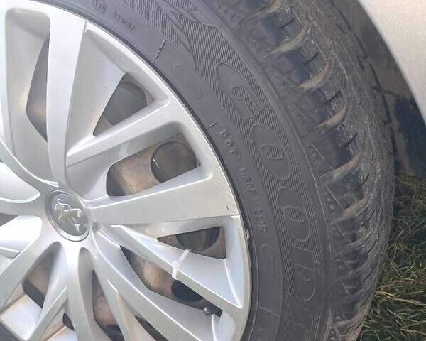 Серый Пежо 308, объемом двигателя 1.56 л и пробегом 259 тыс. км за 7400 $, фото 37 на Automoto.ua