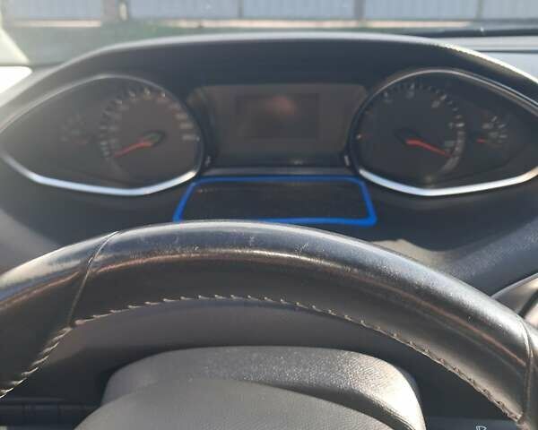 Серый Пежо 308, объемом двигателя 1.56 л и пробегом 259 тыс. км за 7400 $, фото 22 на Automoto.ua