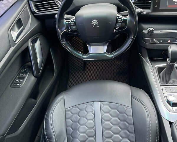 Сірий Пежо 308, об'ємом двигуна 1.56 л та пробігом 207 тис. км за 11300 $, фото 14 на Automoto.ua