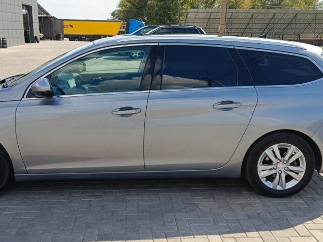 Сірий Пежо 308, об'ємом двигуна 1.6 л та пробігом 209 тис. км за 10200 $, фото 3 на Automoto.ua
