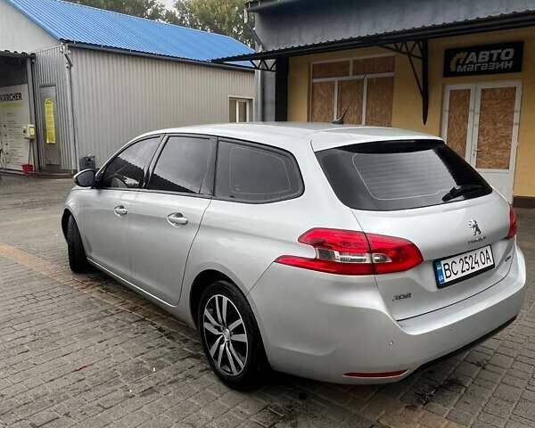 Сірий Пежо 308, об'ємом двигуна 1.56 л та пробігом 229 тис. км за 10700 $, фото 3 на Automoto.ua
