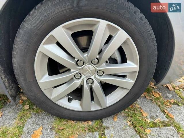 Серый Пежо 308, объемом двигателя 1.56 л и пробегом 214 тыс. км за 10500 $, фото 6 на Automoto.ua