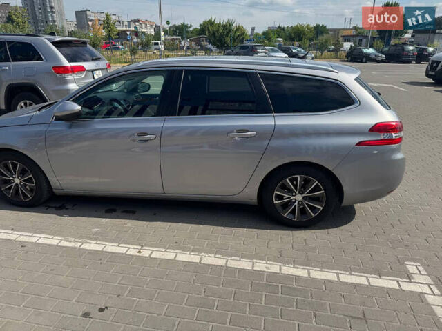 Серый Пежо 308, объемом двигателя 1.56 л и пробегом 106 тыс. км за 9200 $, фото 1 на Automoto.ua