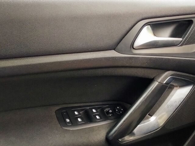 Сірий Пежо 308, об'ємом двигуна 1.6 л та пробігом 220 тис. км за 10500 $, фото 14 на Automoto.ua