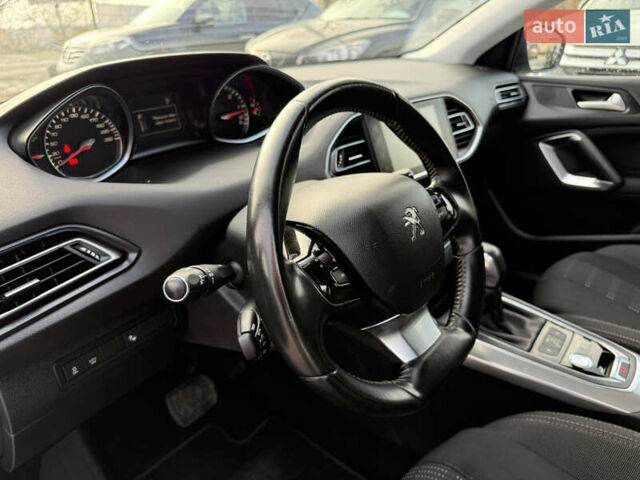 Серый Пежо 308, объемом двигателя 2 л и пробегом 182 тыс. км за 12999 $, фото 18 на Automoto.ua