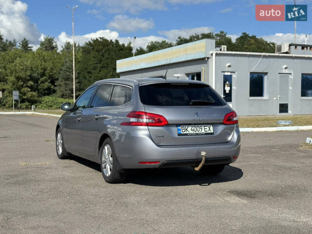Серый Пежо 308, объемом двигателя 1.6 л и пробегом 276 тыс. км за 9500 $, фото 5 на Automoto.ua