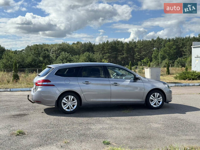 Серый Пежо 308, объемом двигателя 1.6 л и пробегом 276 тыс. км за 9500 $, фото 7 на Automoto.ua