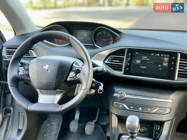 Серый Пежо 308, объемом двигателя 1.56 л и пробегом 217 тыс. км за 6899 $, фото 37 на Automoto.ua