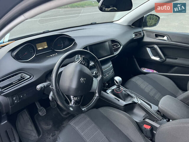 Серый Пежо 308, объемом двигателя 1.56 л и пробегом 272 тыс. км за 8500 $, фото 24 на Automoto.ua