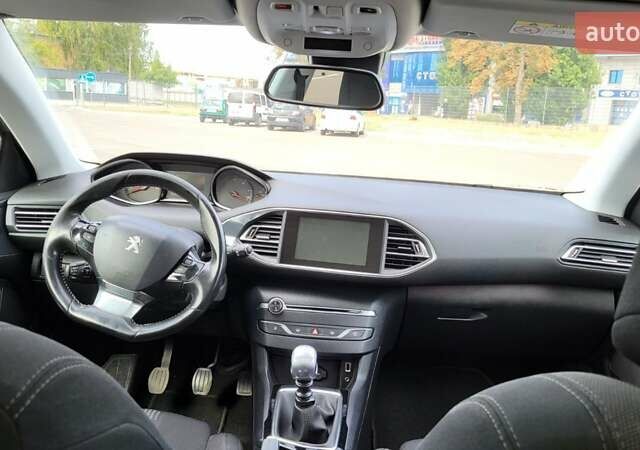Сірий Пежо 308, об'ємом двигуна 1.6 л та пробігом 284 тис. км за 9300 $, фото 3 на Automoto.ua