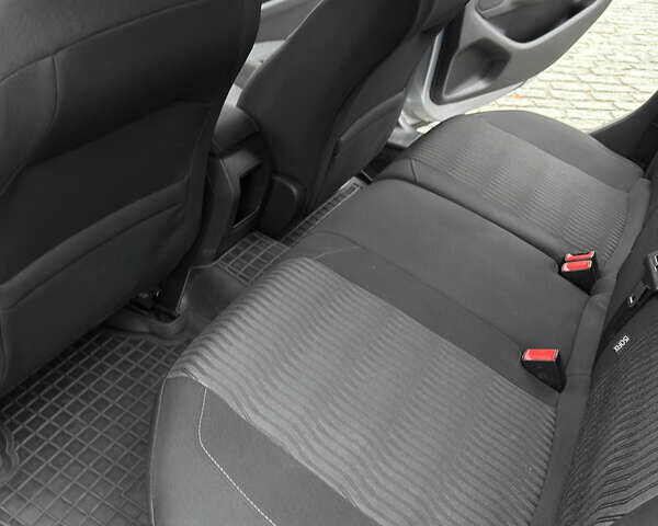 Сірий Пежо 308, об'ємом двигуна 1.56 л та пробігом 251 тис. км за 9300 $, фото 7 на Automoto.ua