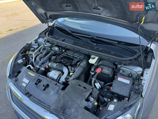 Серый Пежо 308, объемом двигателя 1.6 л и пробегом 276 тыс. км за 9500 $, фото 16 на Automoto.ua