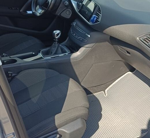 Сірий Пежо 308, об'ємом двигуна 1.6 л та пробігом 209 тис. км за 10200 $, фото 8 на Automoto.ua