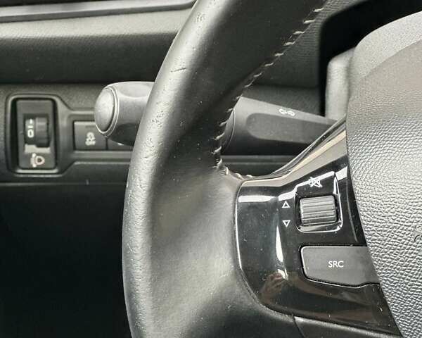 Сірий Пежо 308, об'ємом двигуна 1.56 л та пробігом 230 тис. км за 8500 $, фото 19 на Automoto.ua
