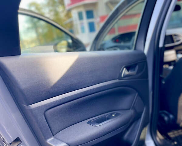 Серый Пежо 308, объемом двигателя 1.56 л и пробегом 217 тыс. км за 6899 $, фото 38 на Automoto.ua