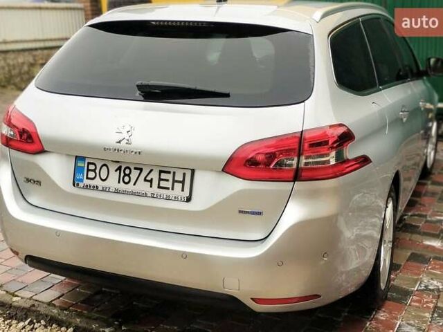 Сірий Пежо 308, об'ємом двигуна 1.56 л та пробігом 222 тис. км за 10500 $, фото 3 на Automoto.ua