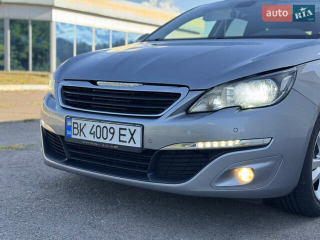Серый Пежо 308, объемом двигателя 1.6 л и пробегом 276 тыс. км за 9500 $, фото 17 на Automoto.ua