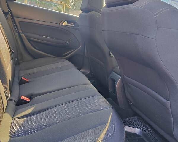 Сірий Пежо 308, об'ємом двигуна 1.56 л та пробігом 211 тис. км за 9300 $, фото 10 на Automoto.ua