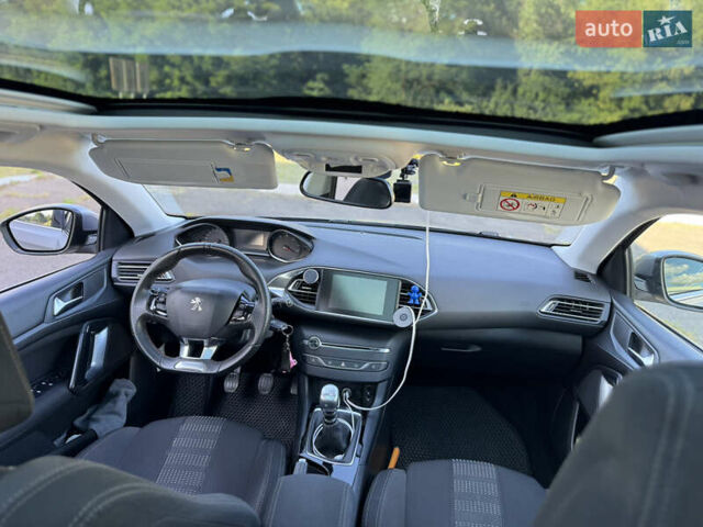 Серый Пежо 308, объемом двигателя 1.6 л и пробегом 276 тыс. км за 9500 $, фото 13 на Automoto.ua
