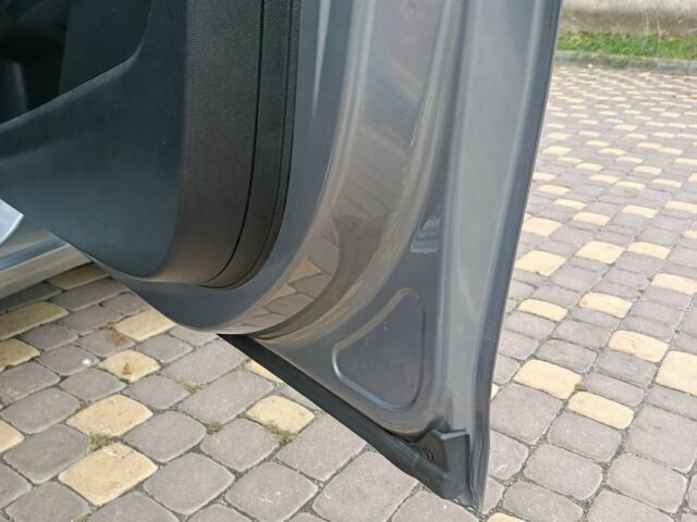 Серый Пежо 308, объемом двигателя 1.6 л и пробегом 245 тыс. км за 8800 $, фото 15 на Automoto.ua