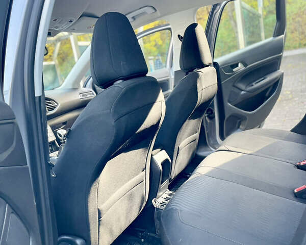 Серый Пежо 308, объемом двигателя 1.56 л и пробегом 217 тыс. км за 6899 $, фото 39 на Automoto.ua