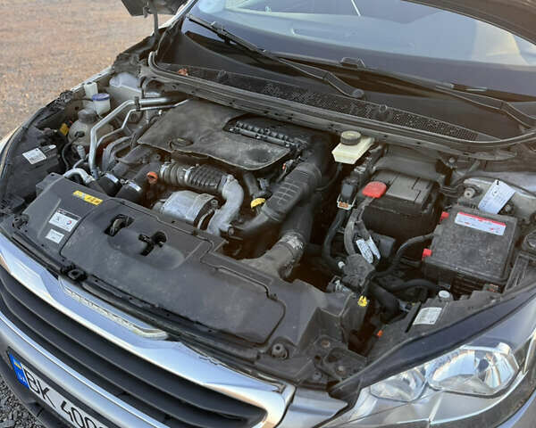 Сірий Пежо 308, об'ємом двигуна 1.6 л та пробігом 279 тис. км за 9500 $, фото 16 на Automoto.ua
