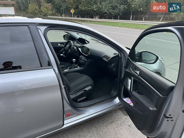 Серый Пежо 308, объемом двигателя 1.56 л и пробегом 272 тыс. км за 8500 $, фото 14 на Automoto.ua