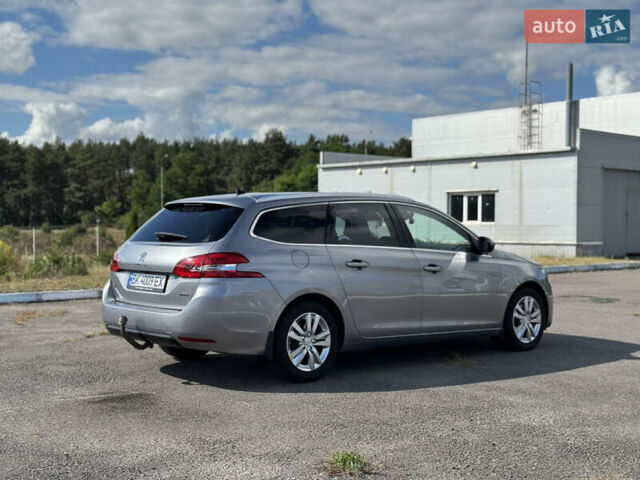 Серый Пежо 308, объемом двигателя 1.6 л и пробегом 276 тыс. км за 9500 $, фото 6 на Automoto.ua