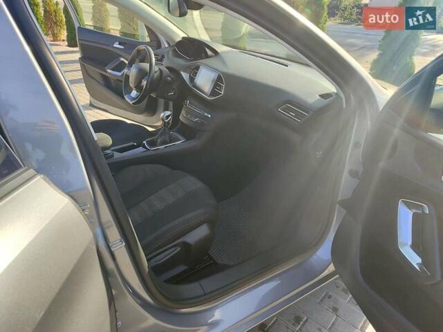 Сірий Пежо 308, об'ємом двигуна 1.56 л та пробігом 266 тис. км за 9800 $, фото 27 на Automoto.ua