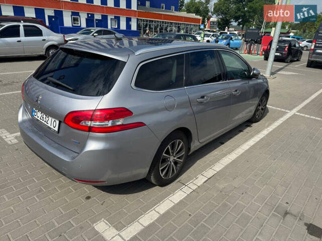 Серый Пежо 308, объемом двигателя 1.56 л и пробегом 106 тыс. км за 9200 $, фото 2 на Automoto.ua