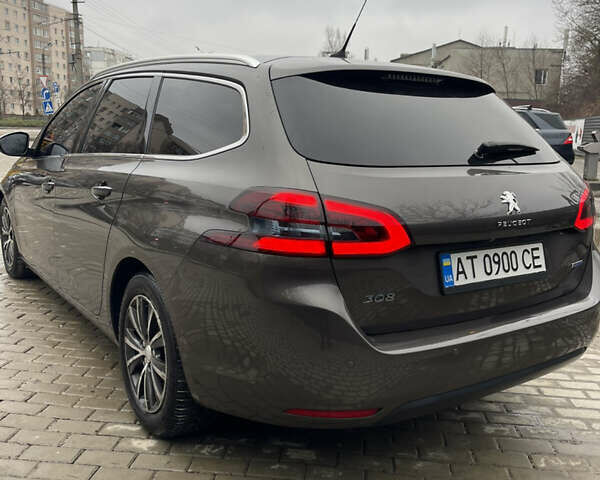 Сірий Пежо 308, об'ємом двигуна 1.56 л та пробігом 207 тис. км за 11300 $, фото 3 на Automoto.ua