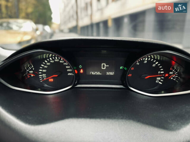 Пежо 308 2015 в Виннице на Automoto.ua Серый Пежо 308, объемом двигателя 1.56 л и пробегом 176 тыс. км за 8700 $, фото 46 на Automoto.ua