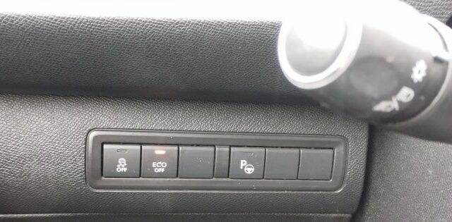 Сірий Пежо 308, об'ємом двигуна 1.6 л та пробігом 220 тис. км за 10500 $, фото 13 на Automoto.ua