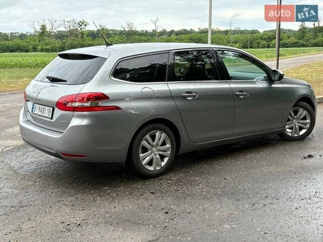Серый Пежо 308, объемом двигателя 1.6 л и пробегом 237 тыс. км за 10400 $, фото 5 на Automoto.ua