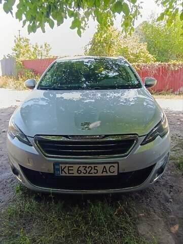 Серый Пежо 308, объемом двигателя 2 л и пробегом 255 тыс. км за 12000 $, фото 9 на Automoto.ua