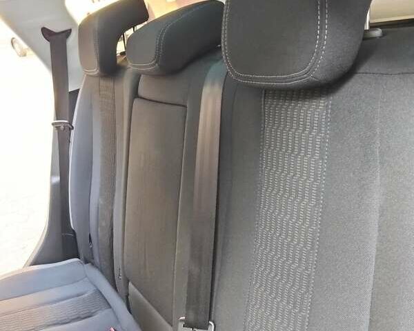 Серый Пежо 308, объемом двигателя 1.56 л и пробегом 198 тыс. км за 11900 $, фото 12 на Automoto.ua