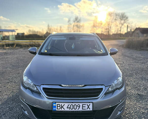 Сірий Пежо 308, об'ємом двигуна 1.6 л та пробігом 279 тис. км за 9500 $, фото 1 на Automoto.ua