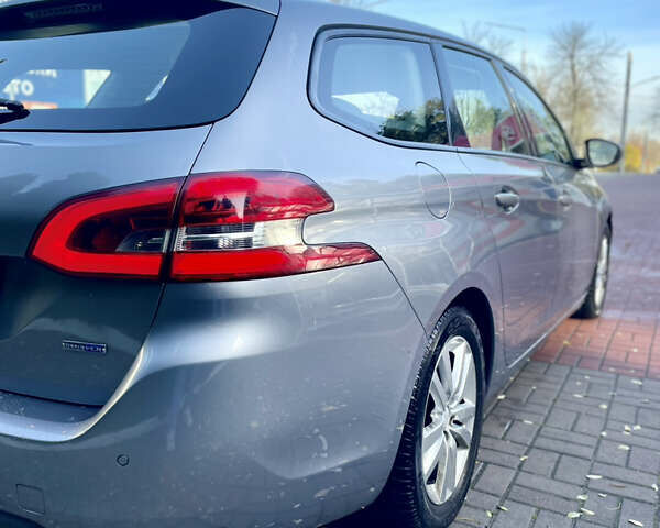 Серый Пежо 308, объемом двигателя 1.56 л и пробегом 217 тыс. км за 6899 $, фото 13 на Automoto.ua