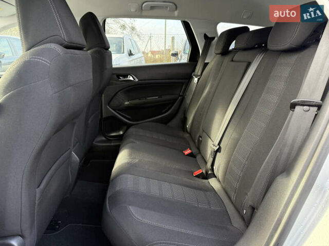 Серый Пежо 308, объемом двигателя 2 л и пробегом 182 тыс. км за 12999 $, фото 23 на Automoto.ua