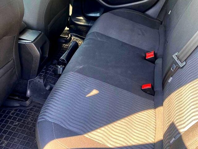 Серый Пежо 308, объемом двигателя 1.6 л и пробегом 249 тыс. км за 9300 $, фото 5 на Automoto.ua