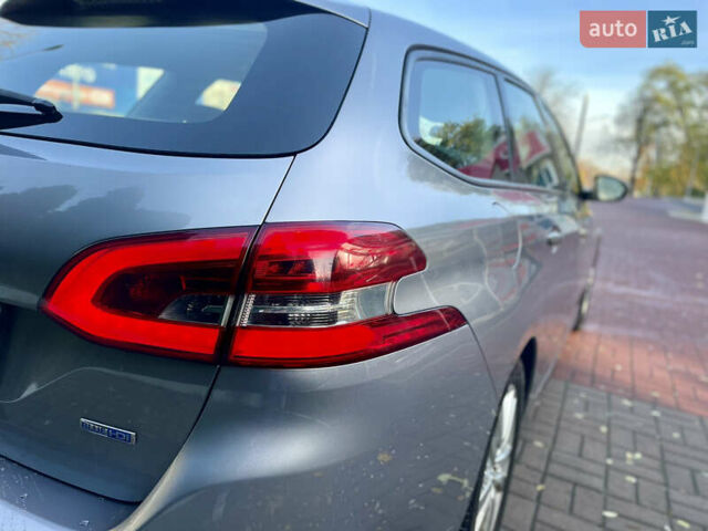 Серый Пежо 308, объемом двигателя 1.56 л и пробегом 217 тыс. км за 6899 $, фото 12 на Automoto.ua