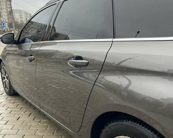 Сірий Пежо 308, об'ємом двигуна 1.56 л та пробігом 207 тис. км за 11300 $, фото 9 на Automoto.ua