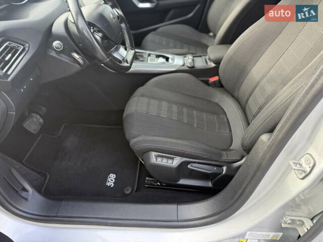 Серый Пежо 308, объемом двигателя 2 л и пробегом 182 тыс. км за 12999 $, фото 14 на Automoto.ua